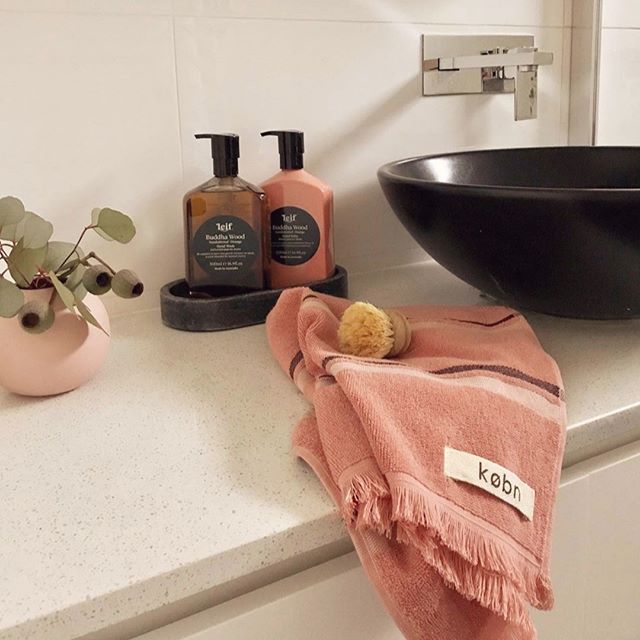 Not limited to the bathroom, our @Kobn.au hand towels also make for excellent tea towels. 💕 🎞️ @pomegranateinteriors