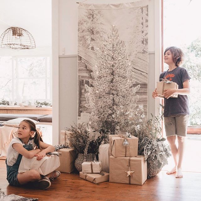 We know that Christmas is still a few months away yet, but this beauty just arrived in store from @Pony_Rider
Yes, it's the multi-purpose, set up your Christmas tree anywhere you go within 2 minutes! 🎄
We absolutely love this tall delight. Comes packed in its own little canvas bag so you can keep bringing it out every festive season for years to come. Also has a loop feature for you to hang it easily. 🎁
This product does not come with a hanging pole. We recommend you get creative out in your garden space and find a suitable stick, ALTERNATIVELY run down to your local hardware and ask them to cut you a 1-metre wide pole and that should cover it.