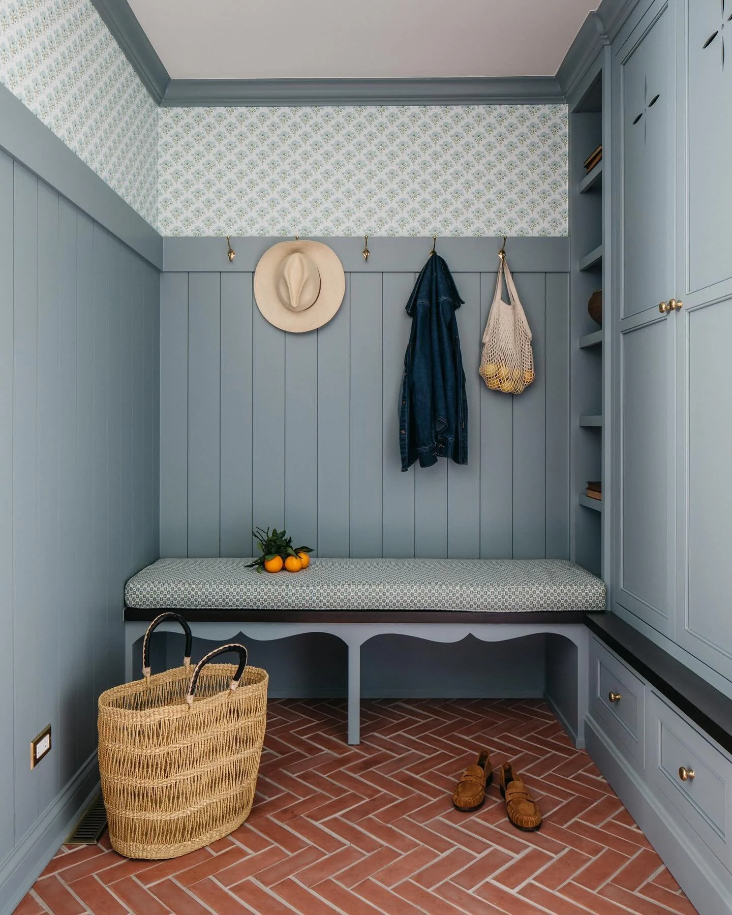 About — LEAH PHILLIPS INTERIORS