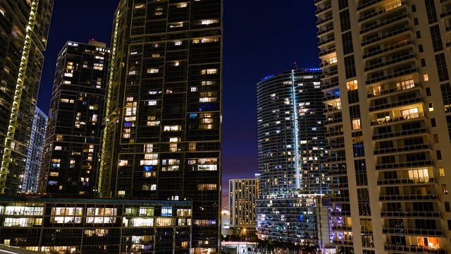 Miami 1.3 (NIGHT)