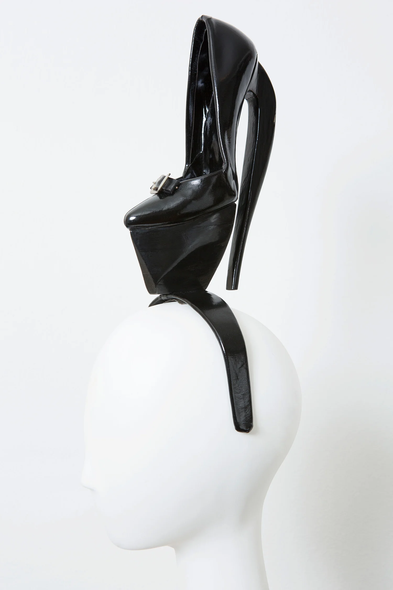 Shoe Headdress, 1990