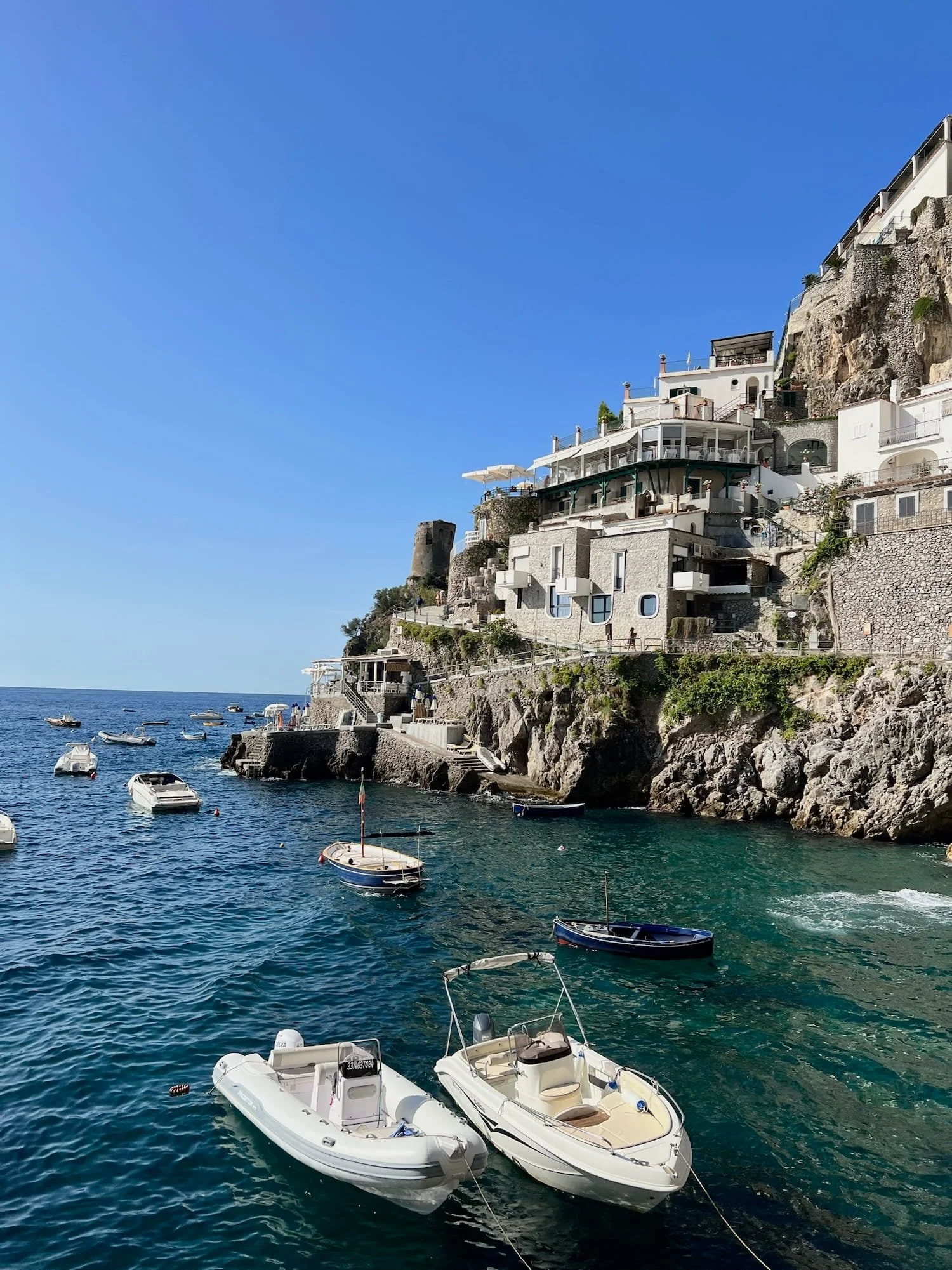 boats-docked-Tyrrhenian-Sea-praiano-italy