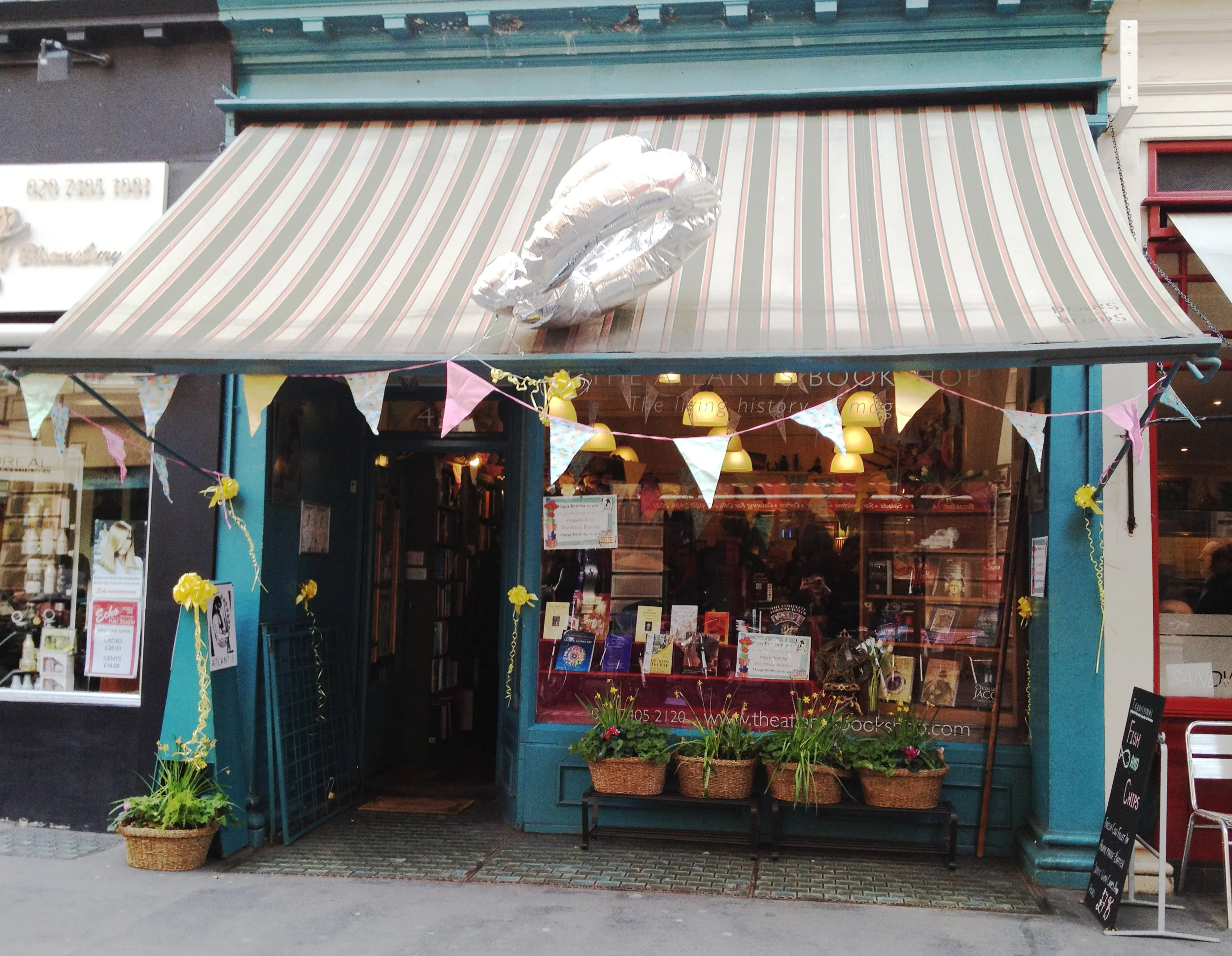 iVisit.... Atlantis Bookshop