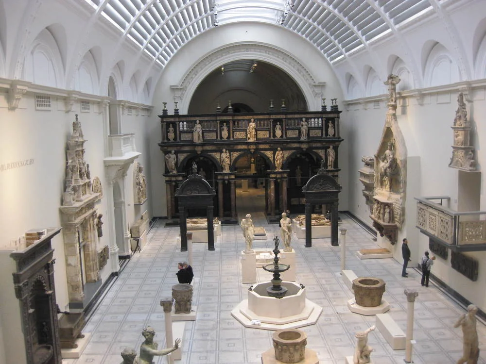 iVisit.... Victoria and Albert Museum  