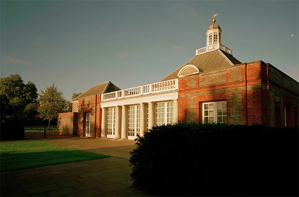 iVisit.... Serpentine Galleries