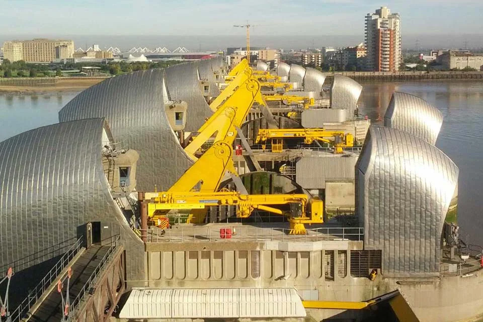 iVisit.... Thames Barrier