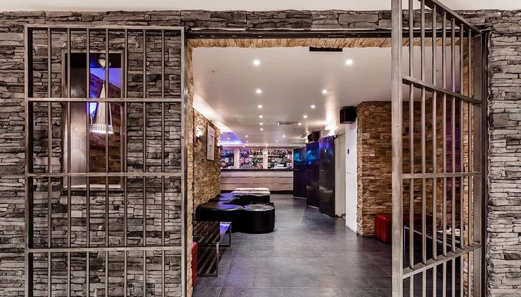 iVisit... The Bar @ Courthouse Hotel