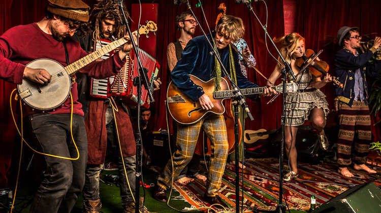 iVisit.... The Magic Garden Pub