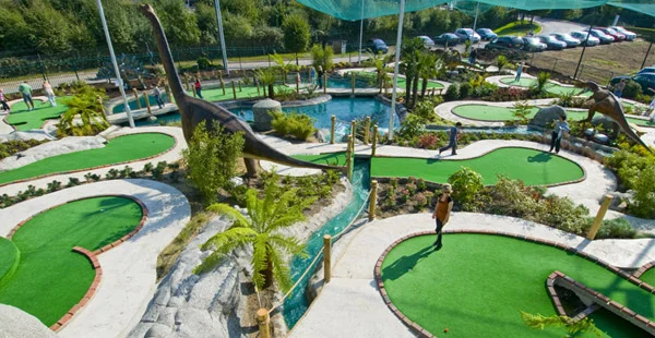 iVisit.... Jurassic Encounter Adventure Golf