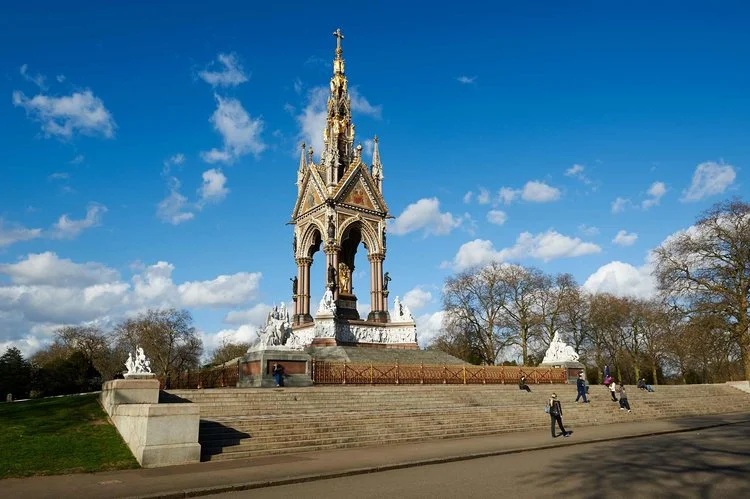 iVisit.... The Albert Memorial 