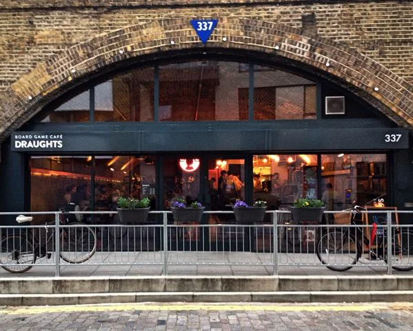 iVisit.... Draughts Cafe