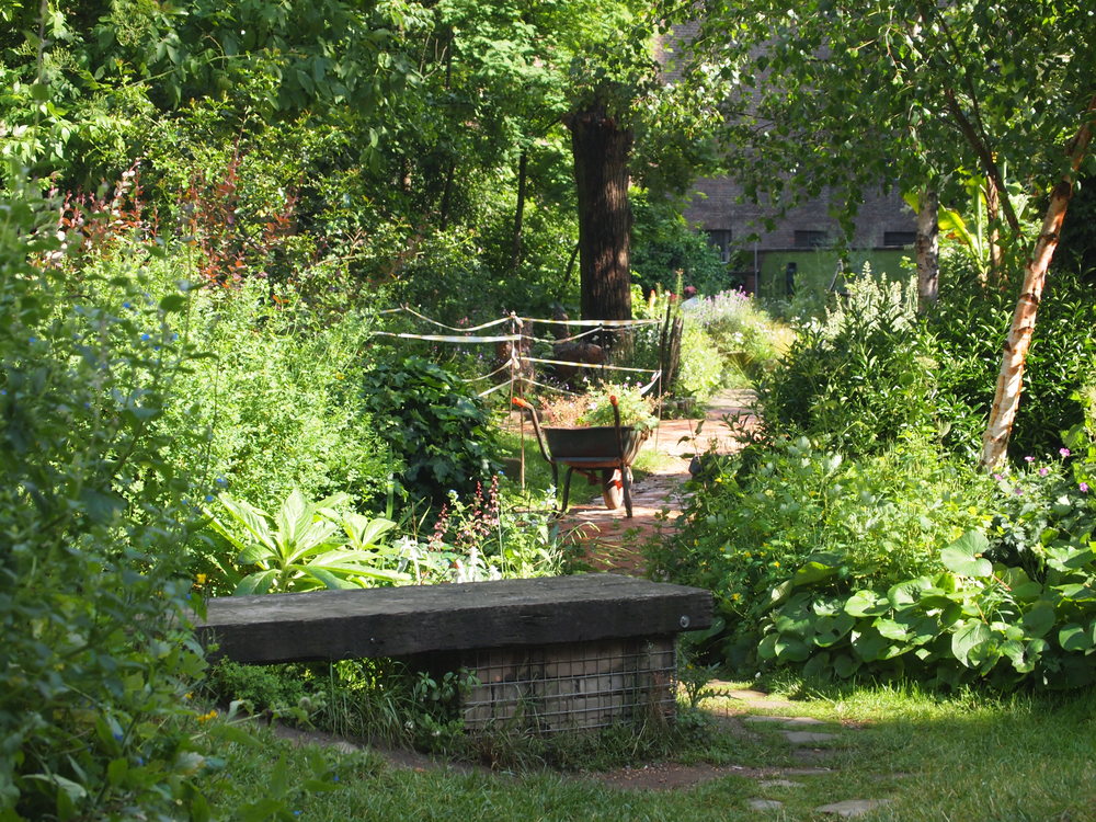 iVisit.... The Phoenix Garden