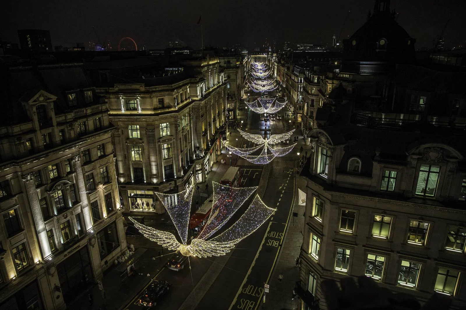 iVisit..... Regent Street Christmas Lights Switch On