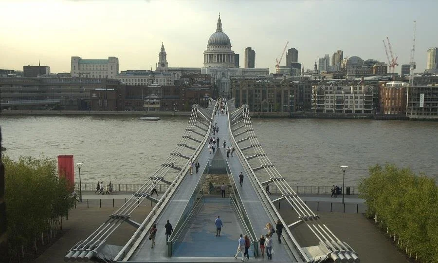 iVisit... Imagined London: the City