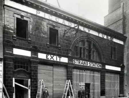 iVisit... Aldwych disused station goes virtual