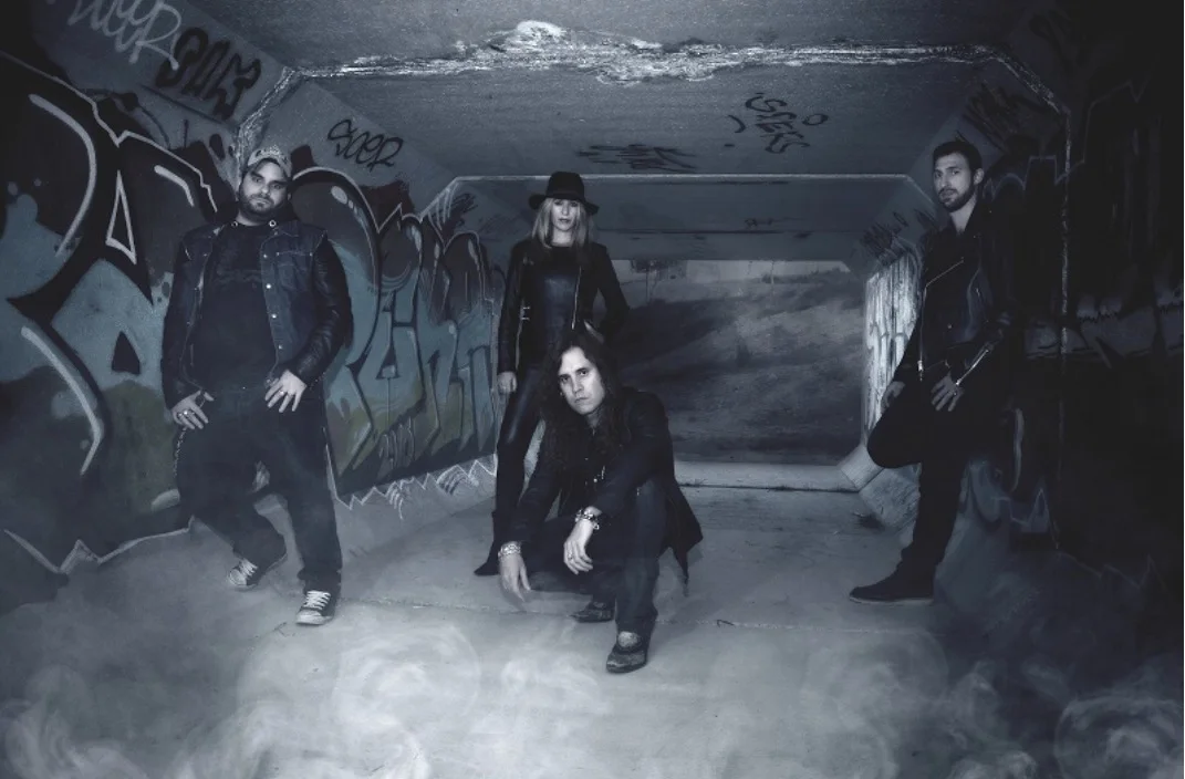 VACÍO PRESENTA SOMBRAS 