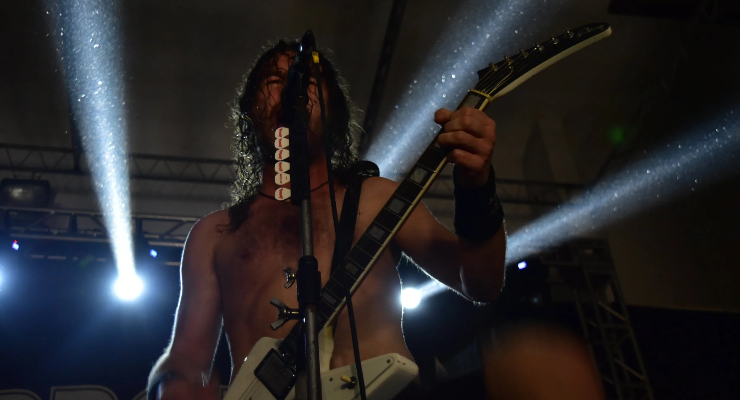 Airbourne: La frescura de la vieja escuela rockera.