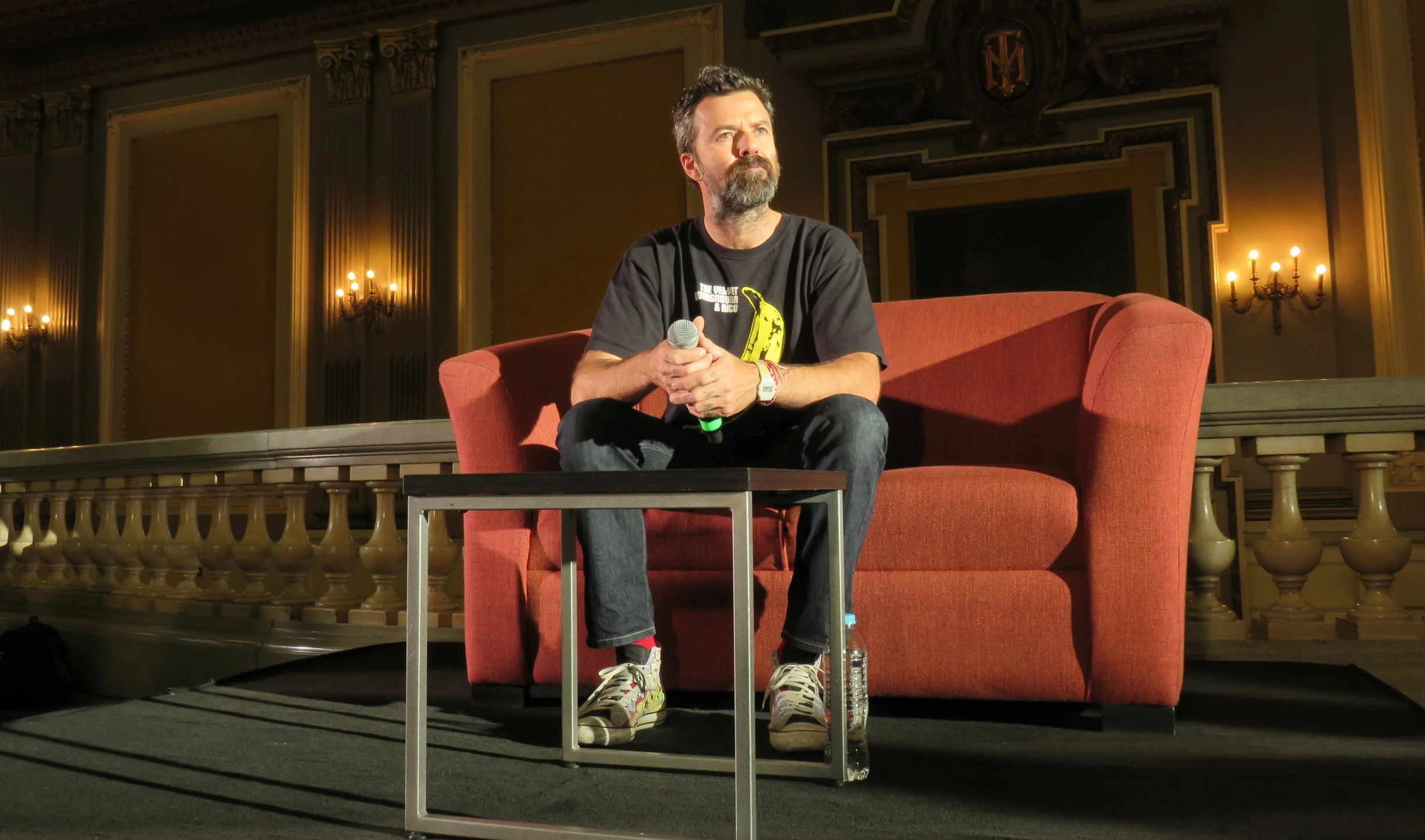 “Viajo, vivo, convivo, veo y siento”: Pau Donés de Jarabe de Palo