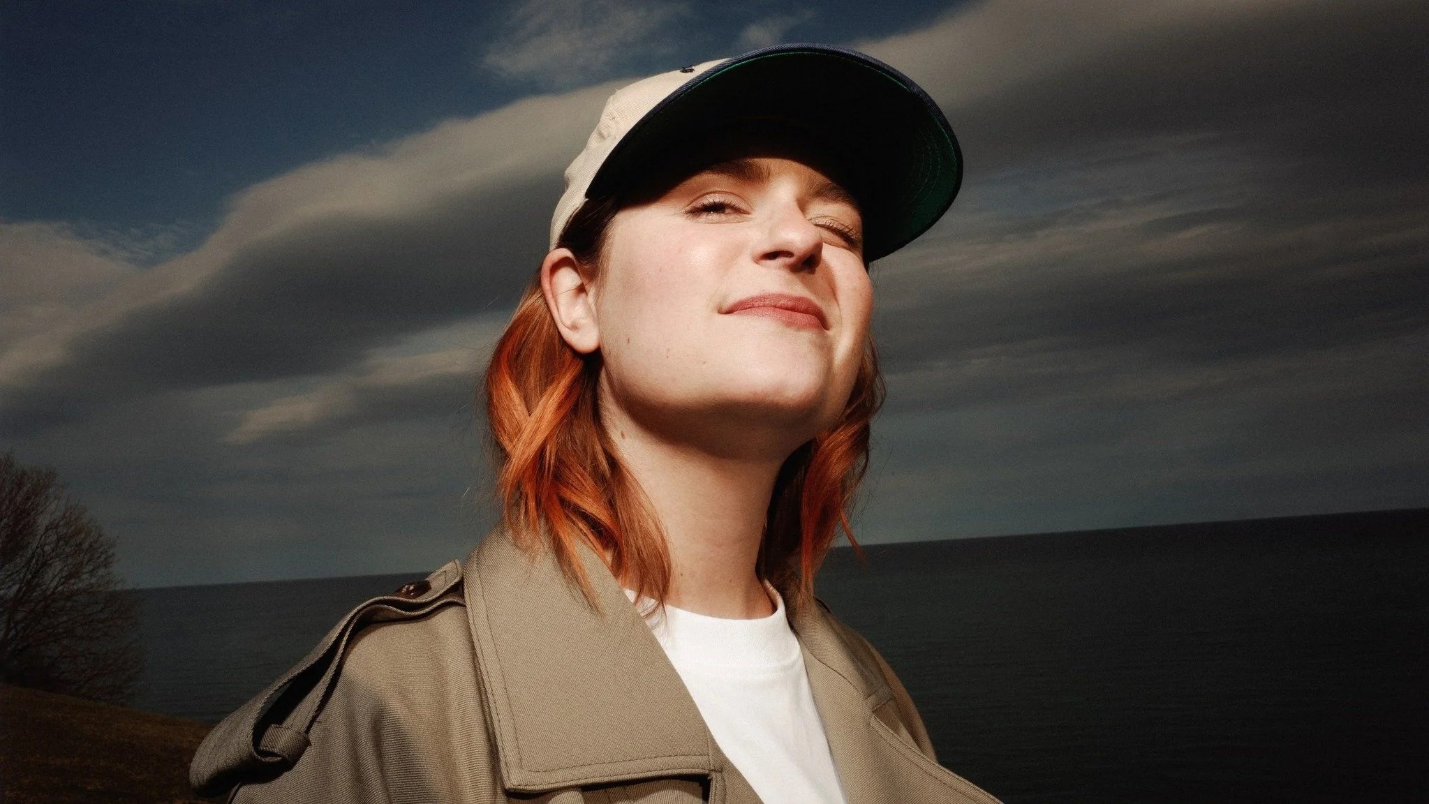  Haley Blais, regresa con su enérgico single “The Cabin”