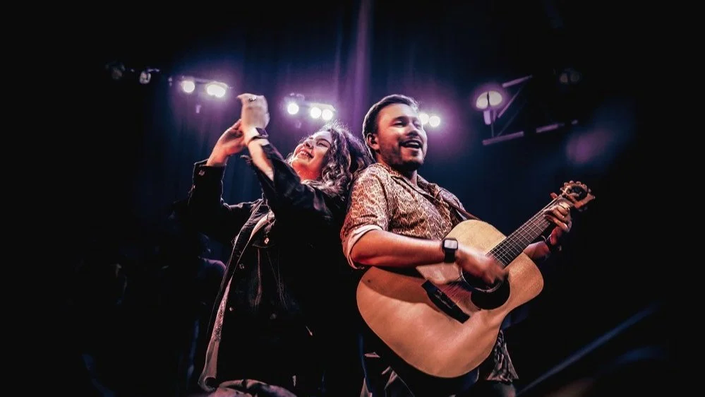 Mera y Bianca Cristina se unen en vibrante versión de "Bulevar"