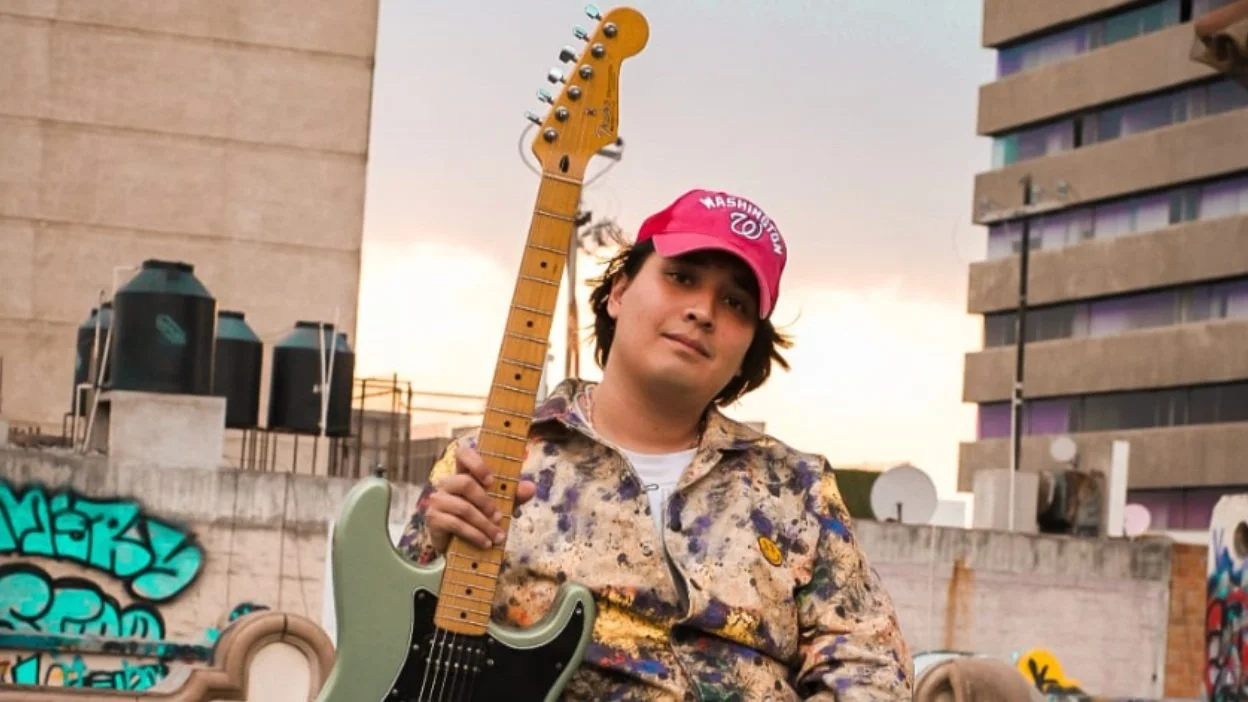 "Paraliza" de Ayrton Faz: Una Oda Valiente al Vencer el Miedo