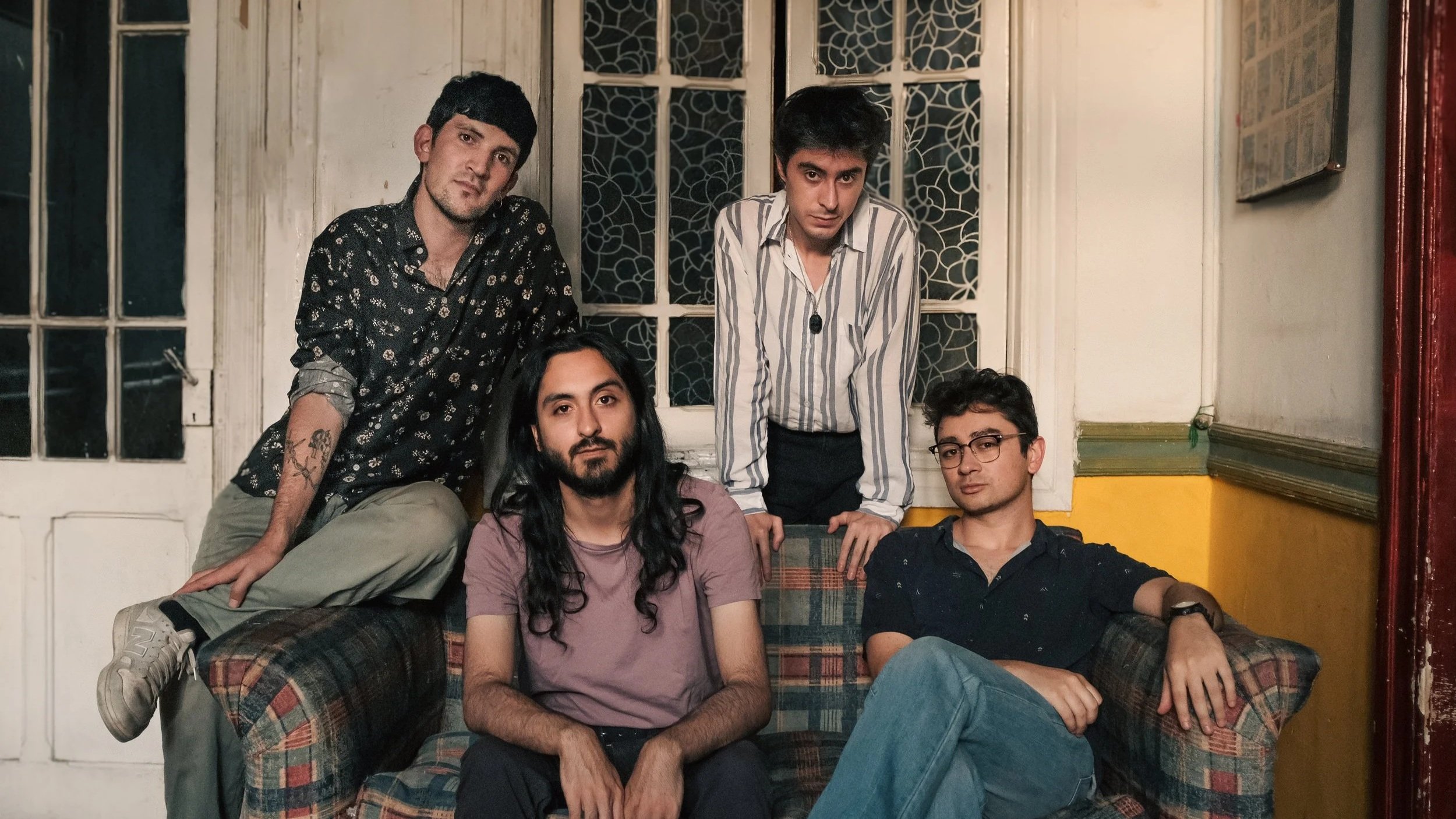 CICLODERIVA PRESENTA CAÍDA Y VUELTA: UN DISCO DEBUT QUE EXPLORA LA INCERTIDUMBRE.