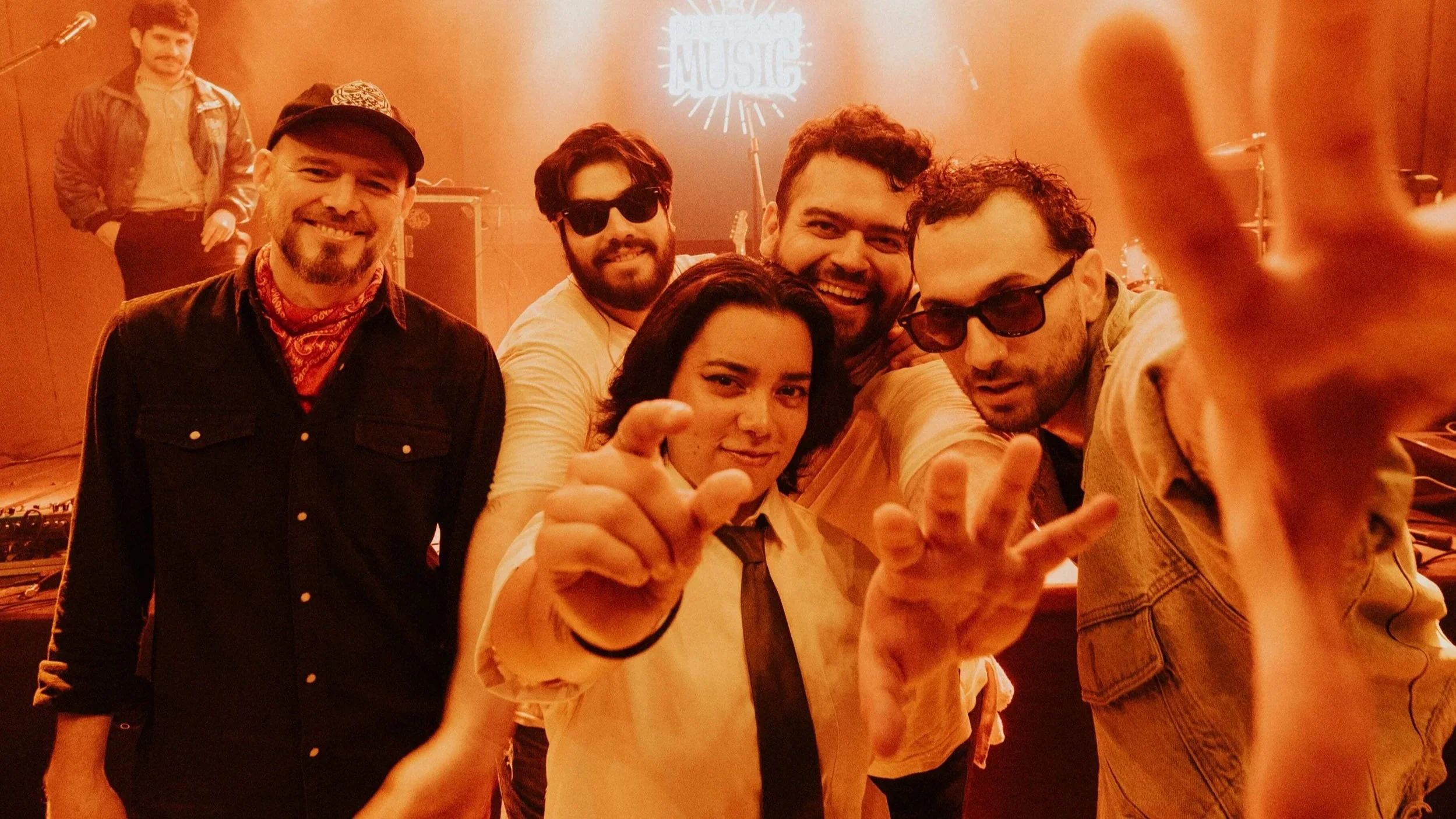 EL NUEVO SONIDO PARAGUAYO CRUZA FRONTERAS Y ATERRIZA EN VALPARAÍSO