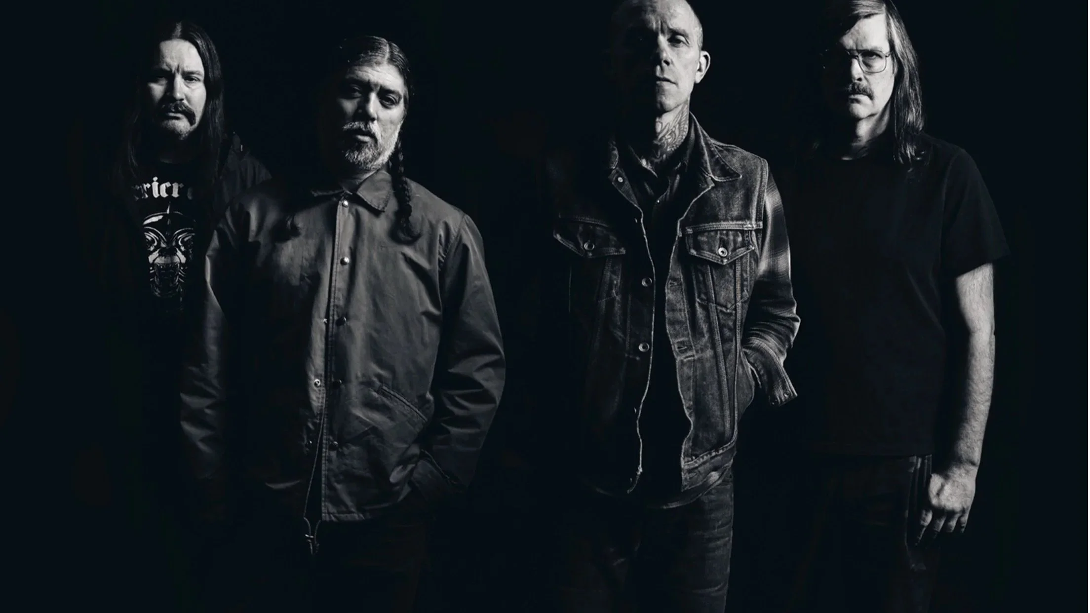 CONVERGE LANZA SU MUY ESPERADO ÁLBUM 'LOVE IS NOT ENOUGH'