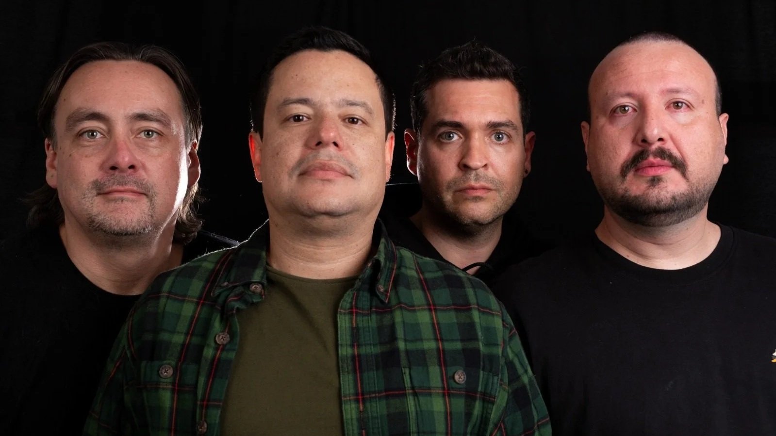  CAÑÓN LANZA SUS DOS PRIMEROS PROYECTILES MUSICALES