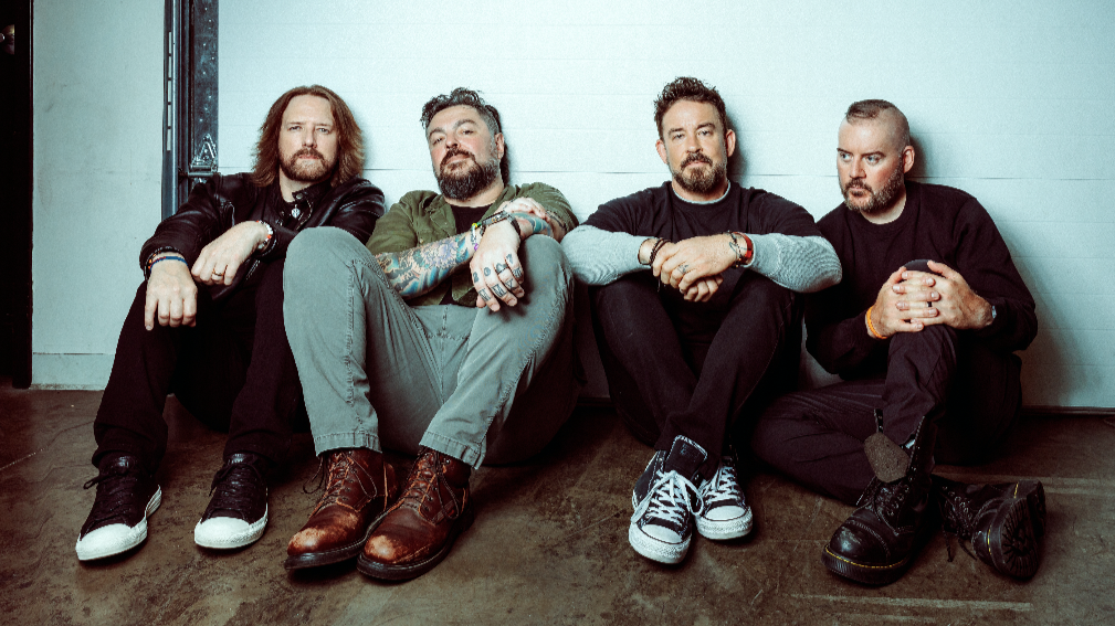  EL NUEVO EP DE SEETHER, DEBAJO DE LA SUPERFICIE ¡YA DISPONIBLE!