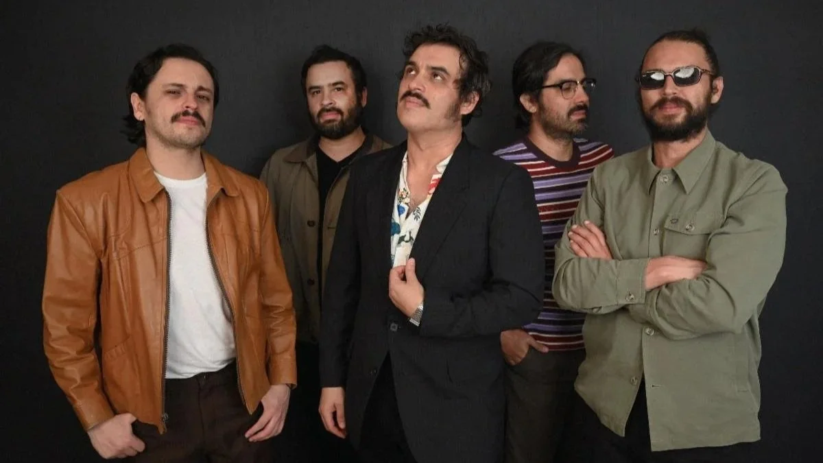 ENJAMBRE ANUNCIA LAS FECHAS DE SU GIRA POR ESTADOS UNIDOS Y CANADÁ EN 2027 