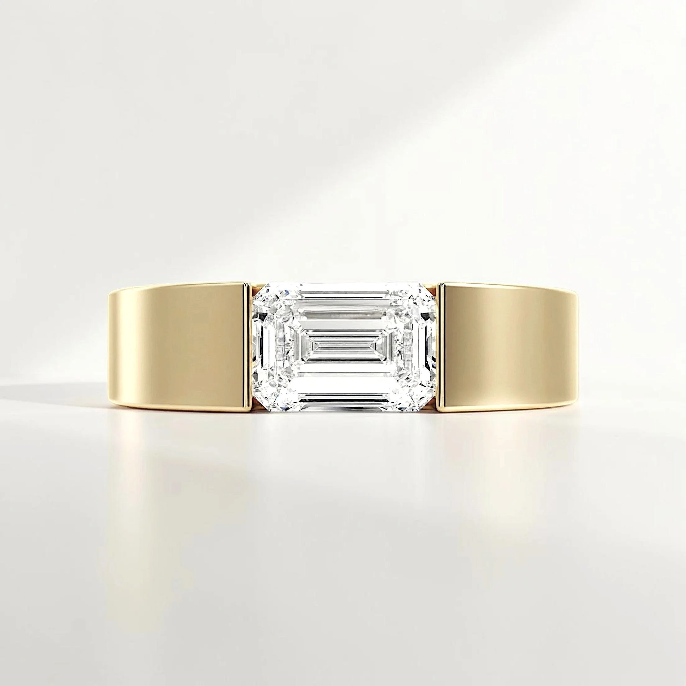 Supernova SE diamond ring in yellow gold, front view