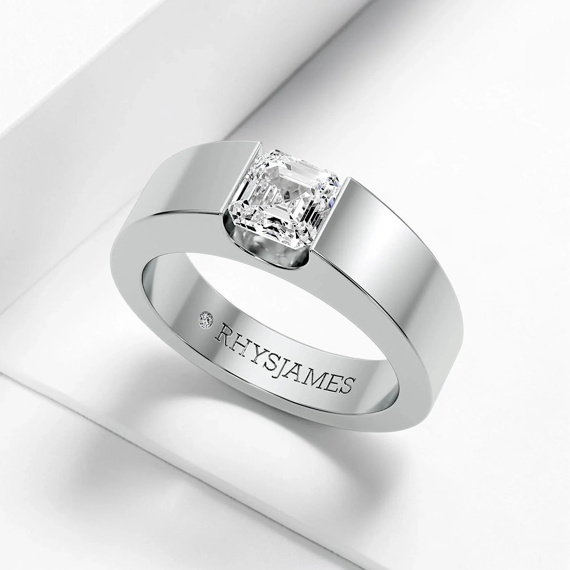 Supernova S Diamond Ring in Platinum