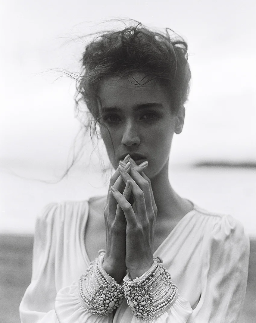 luxury-fashion-editorial-black-and-white-bo-luca