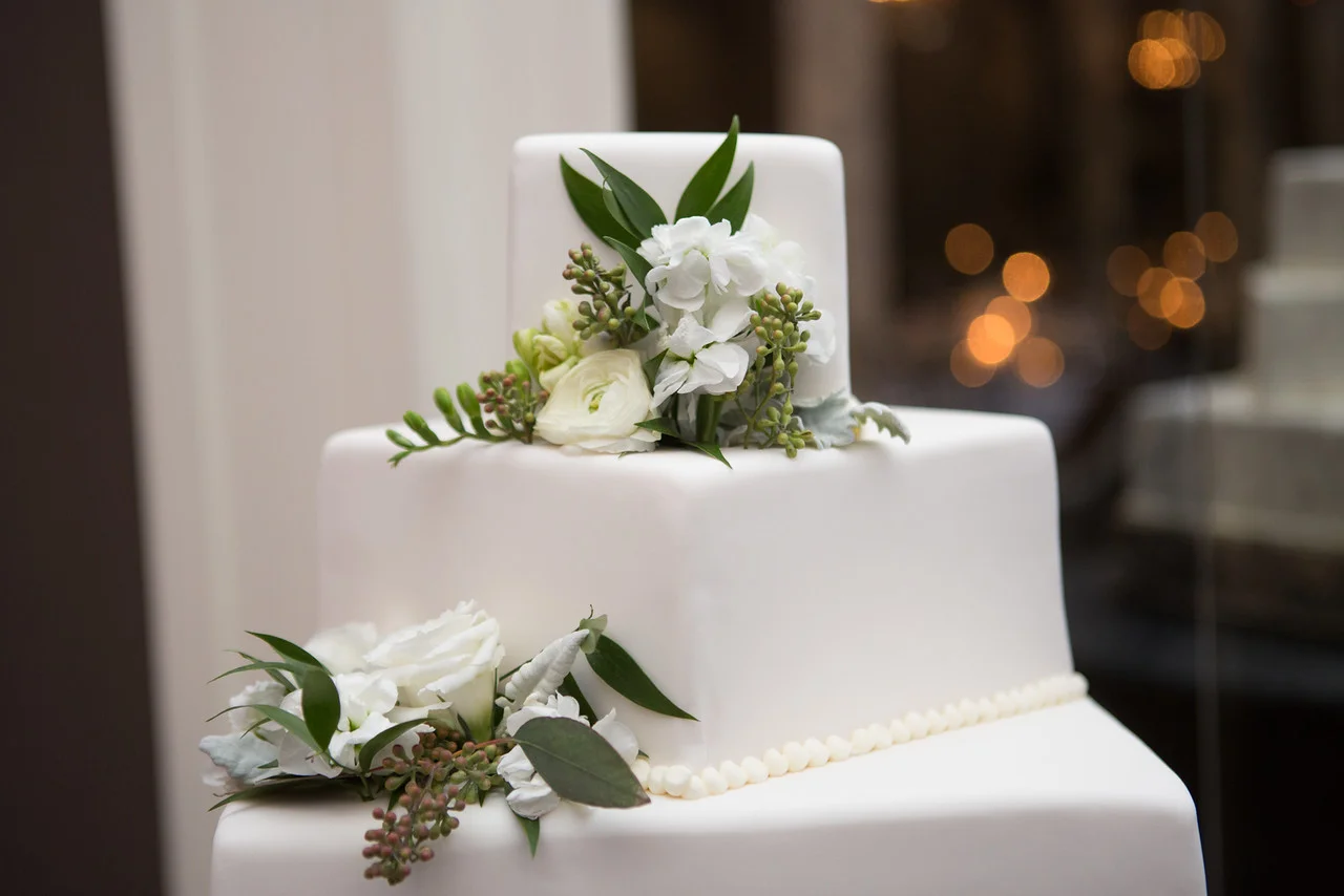 Laurel_Zach_Cake.jpg
