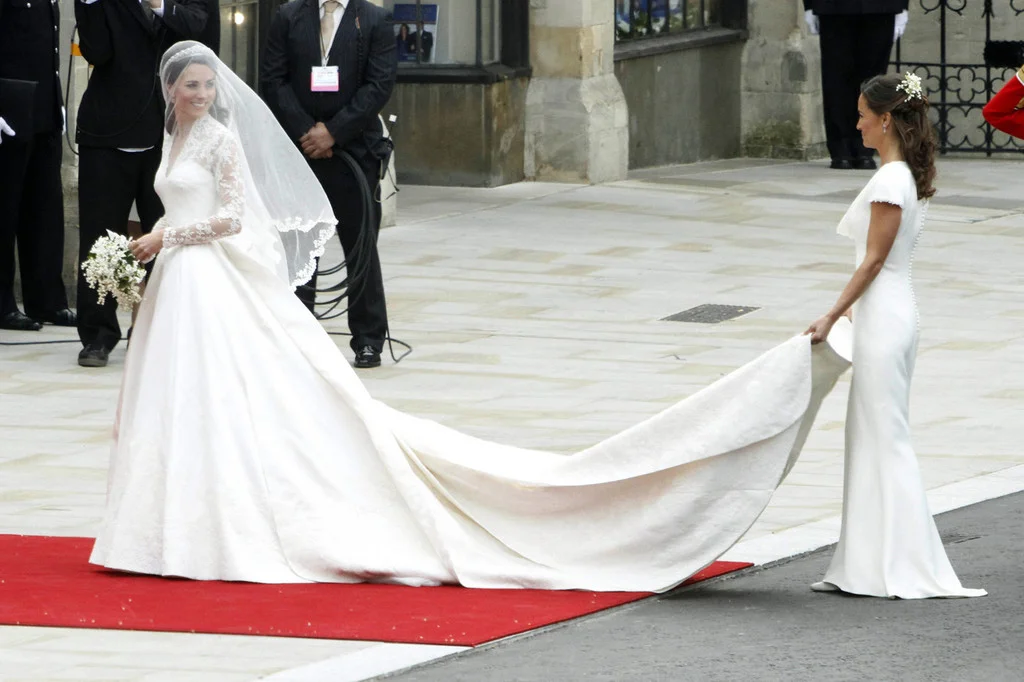 Beyond The Wedding Party: Incorporating Siblings On Your Wedding Day