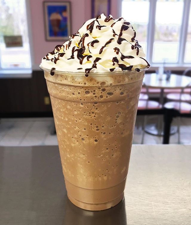 Our Drink of the Month is this delicious Frosted Mocha Smoothie! 
Hot chocolate, milk, coffee, chocolate ice cream, whipped cream, and a drizzle of chocolate sauce 😋