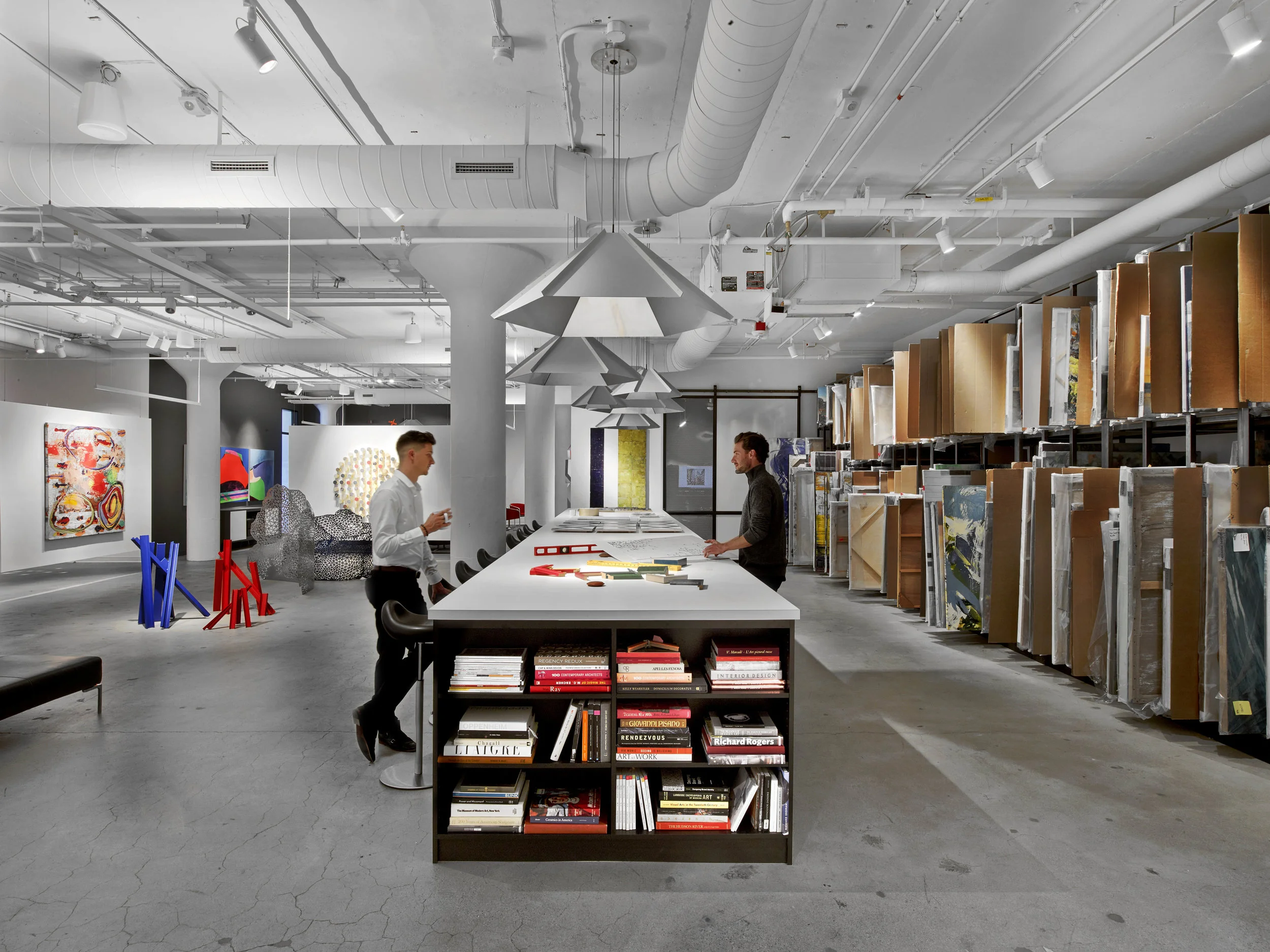BOSART_38b_Gallery_WorkTable_StorageArea_p_58-EL.jpg
