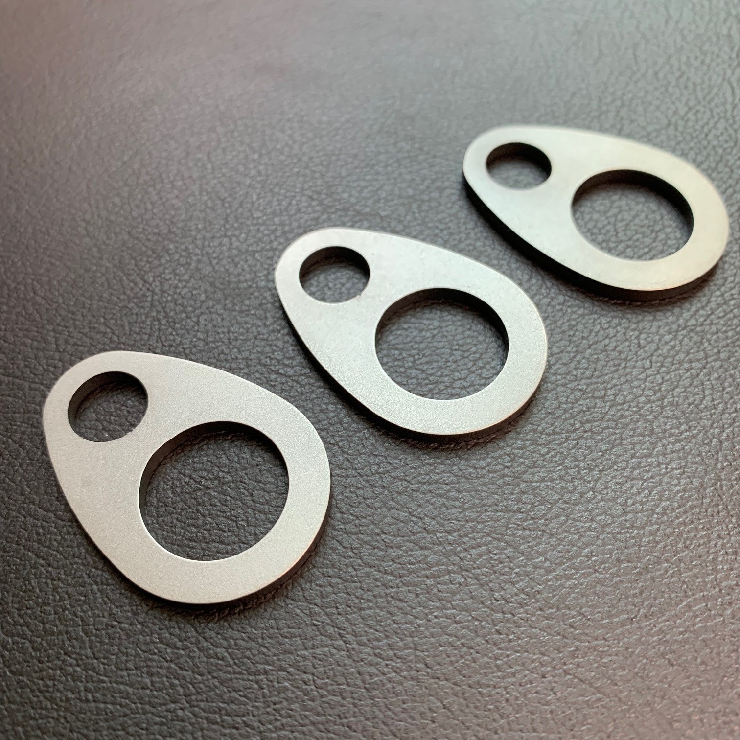 zipper pulls1.jpg