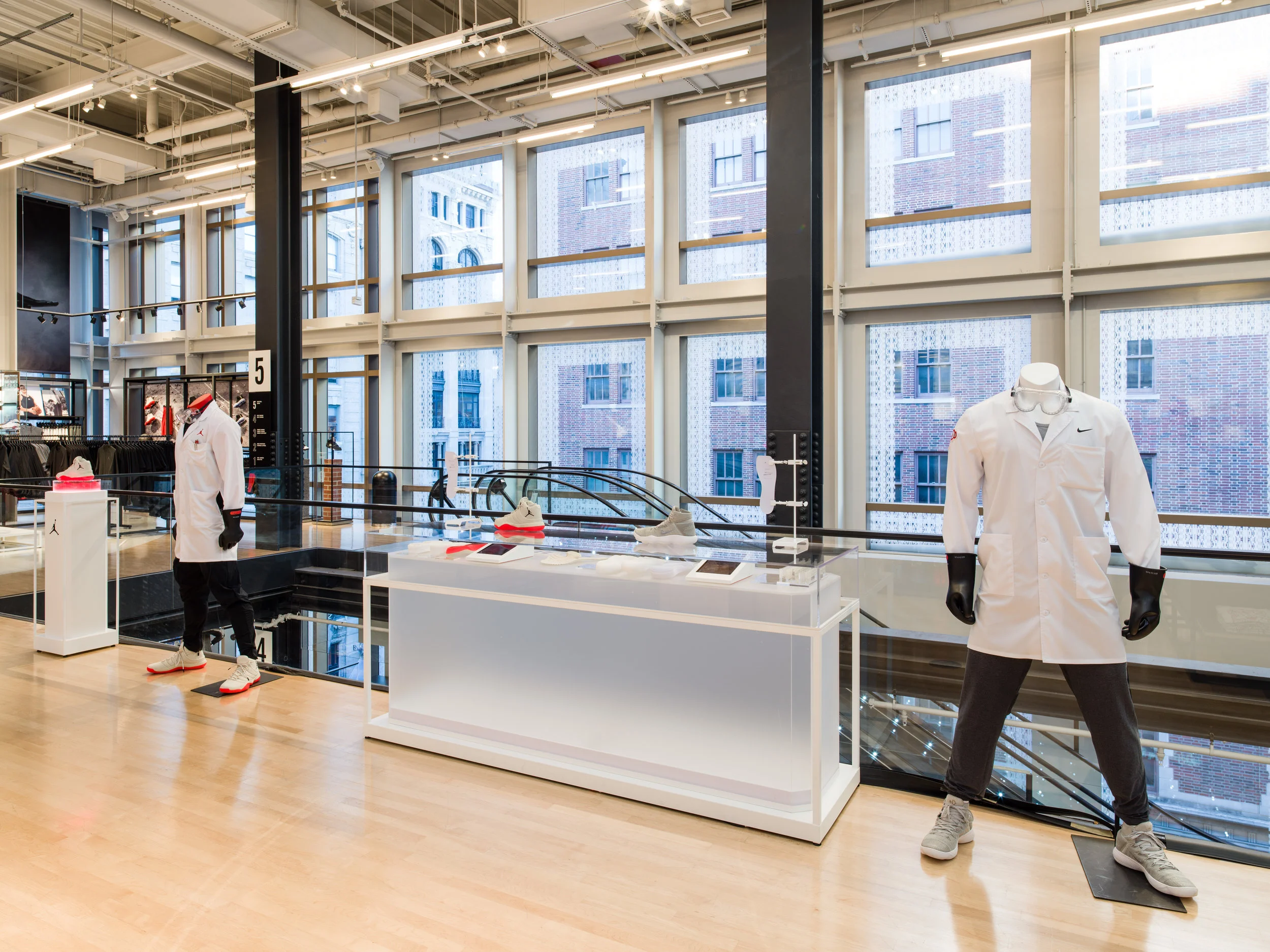 20170809_nike_soho_5th_flr_0011763.jpg