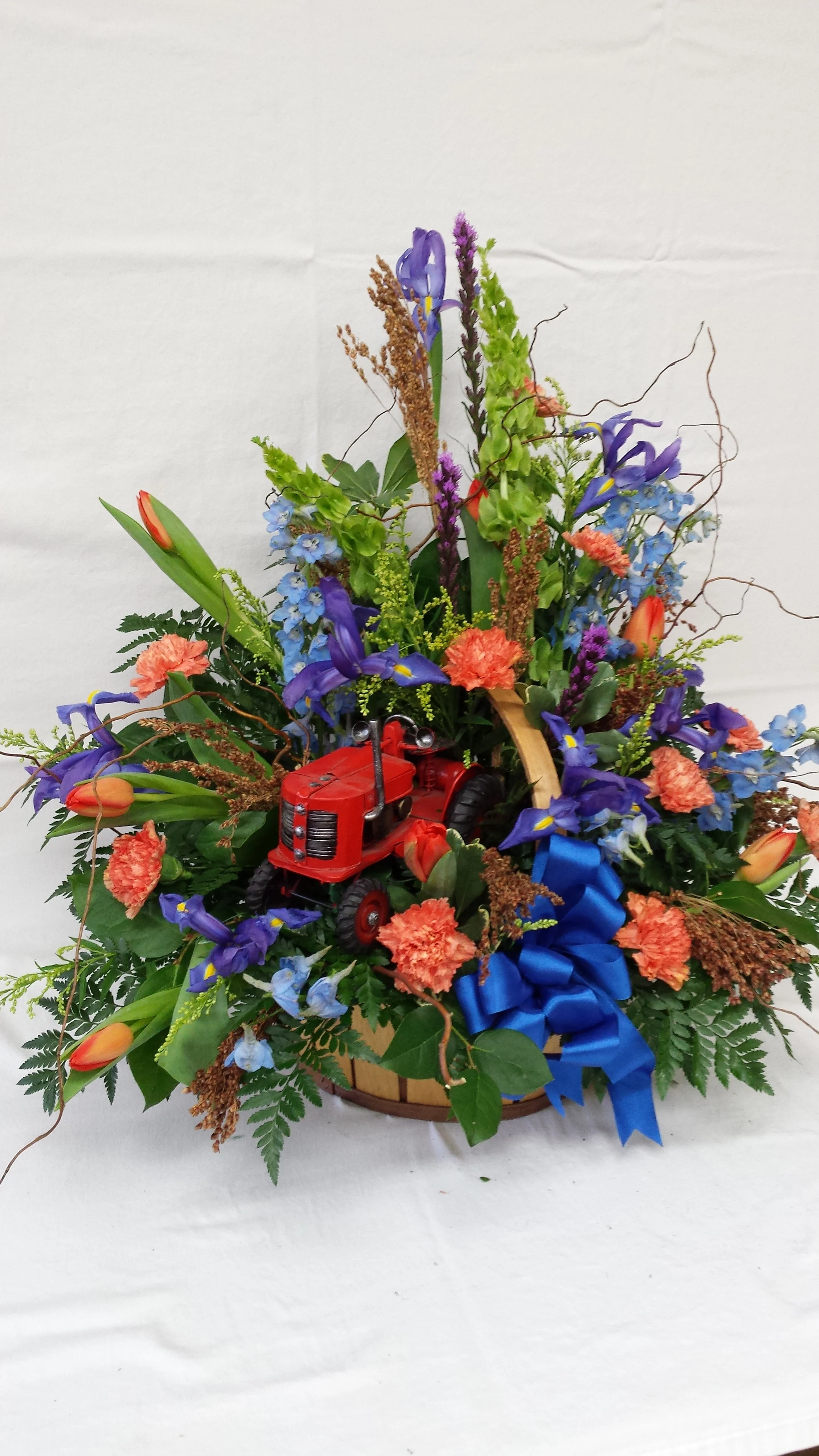  Tractor Sympathy Basket 