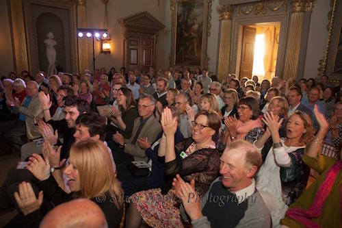 The Audience in The Great Hall at Ditchley