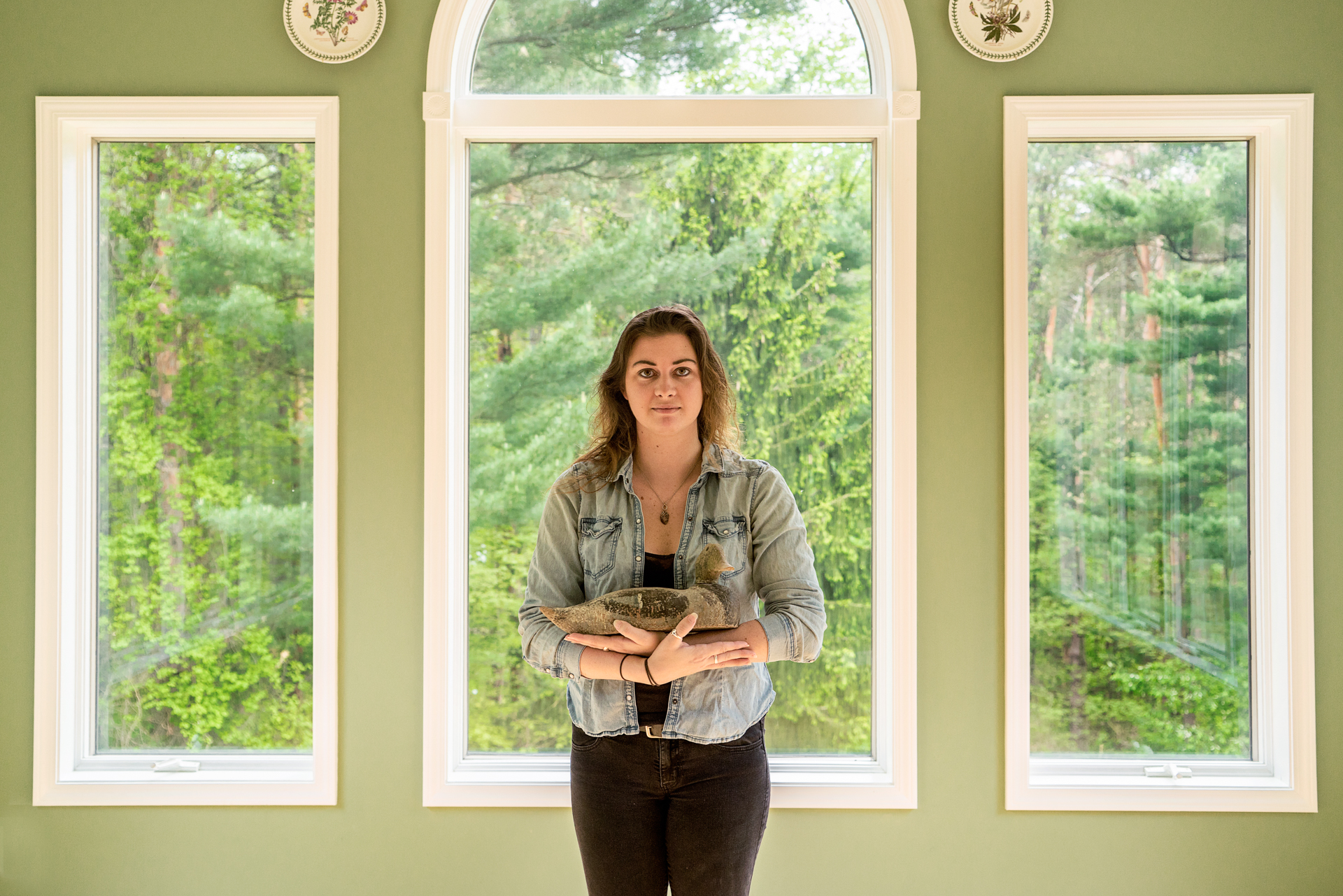 Jenny in her parents' old dining room in Indiana