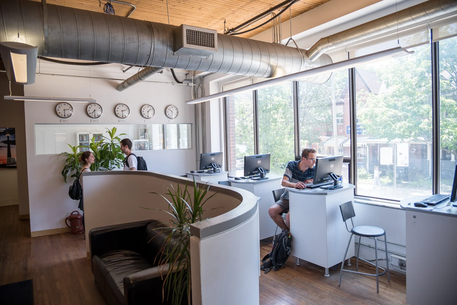 Mark Michalek - Social Media Marketer 1-4.jpg