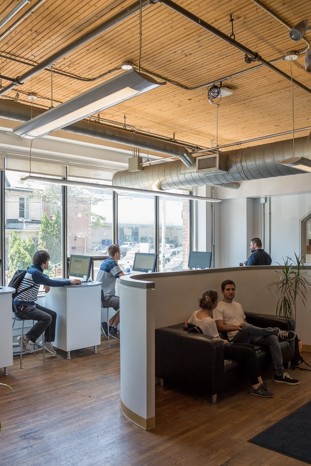 Mark Michalek - Social Media Marketer 1-6.jpg