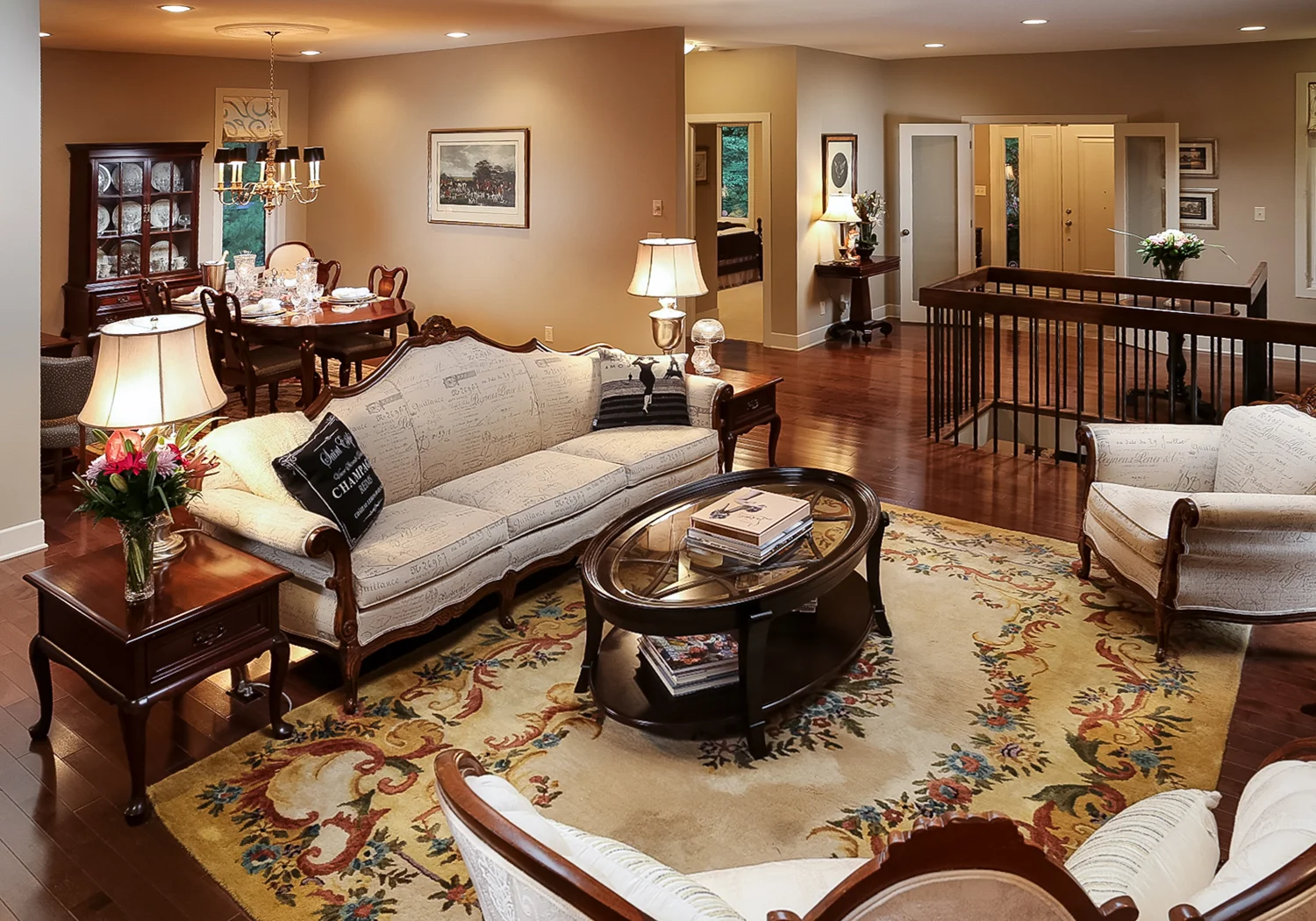 Mark Michalek - Social Media Marketer 1-7.jpg