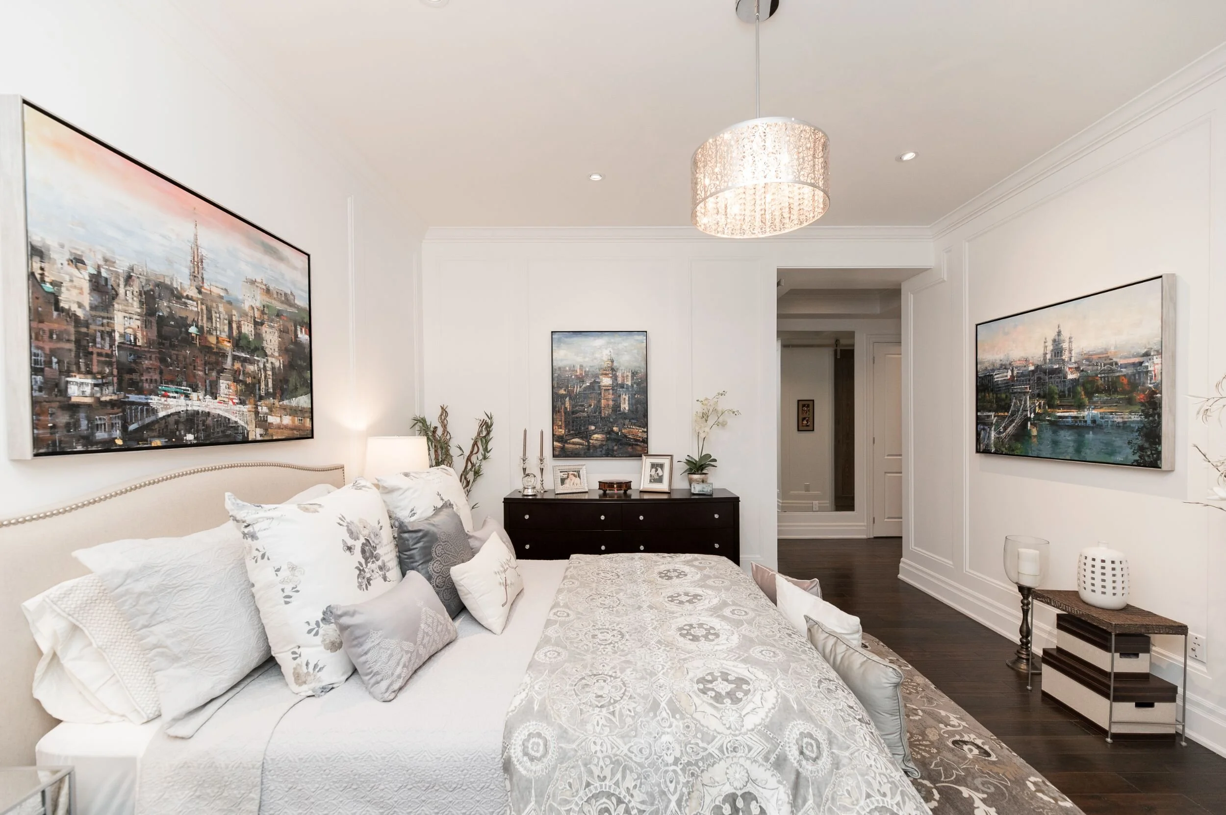 Commercial Photographer - Interiors - custom designed master bedroom.jpg