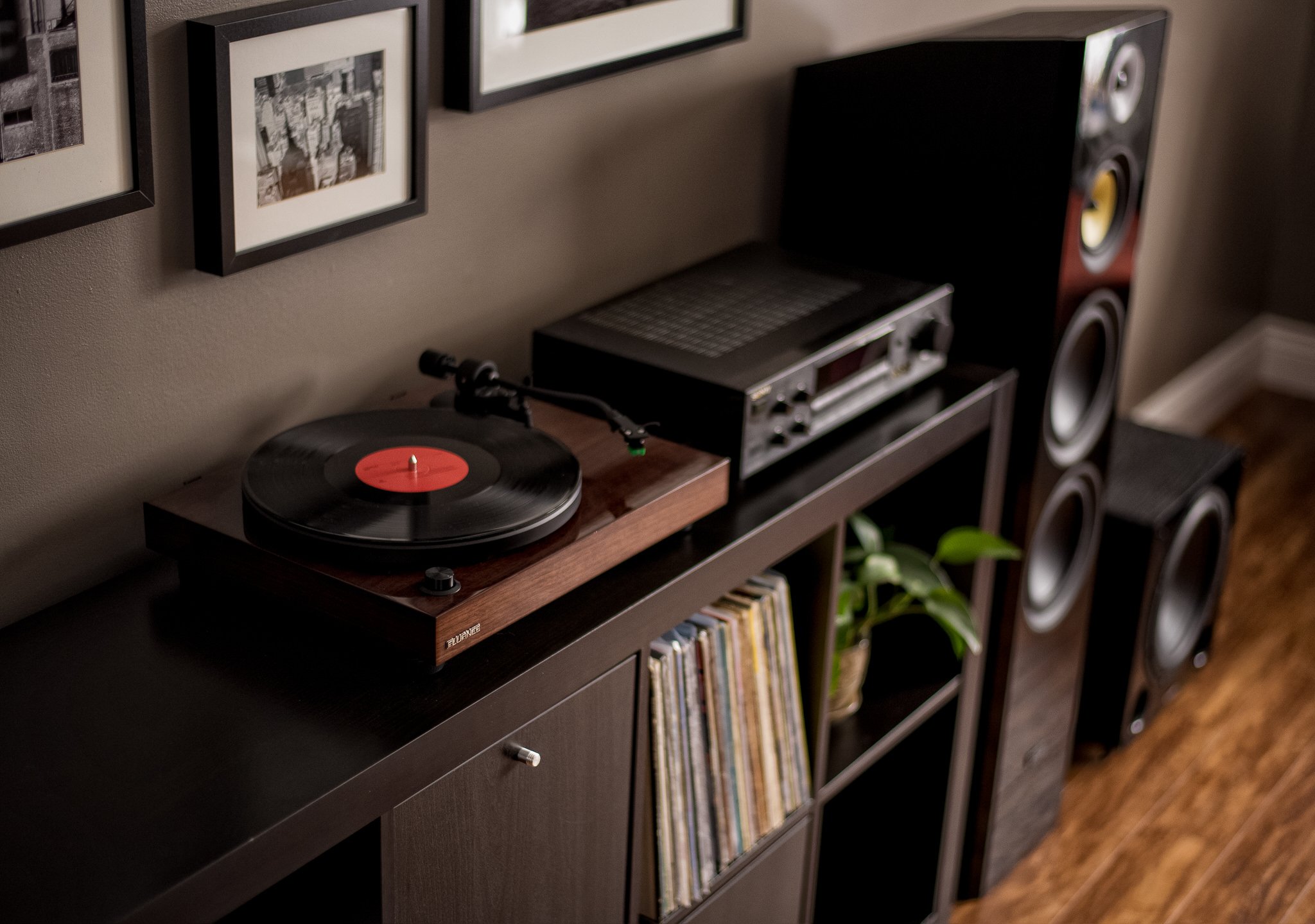 Ecommerce Product Lifestyle Photography -RT81 Turntable.JPG
