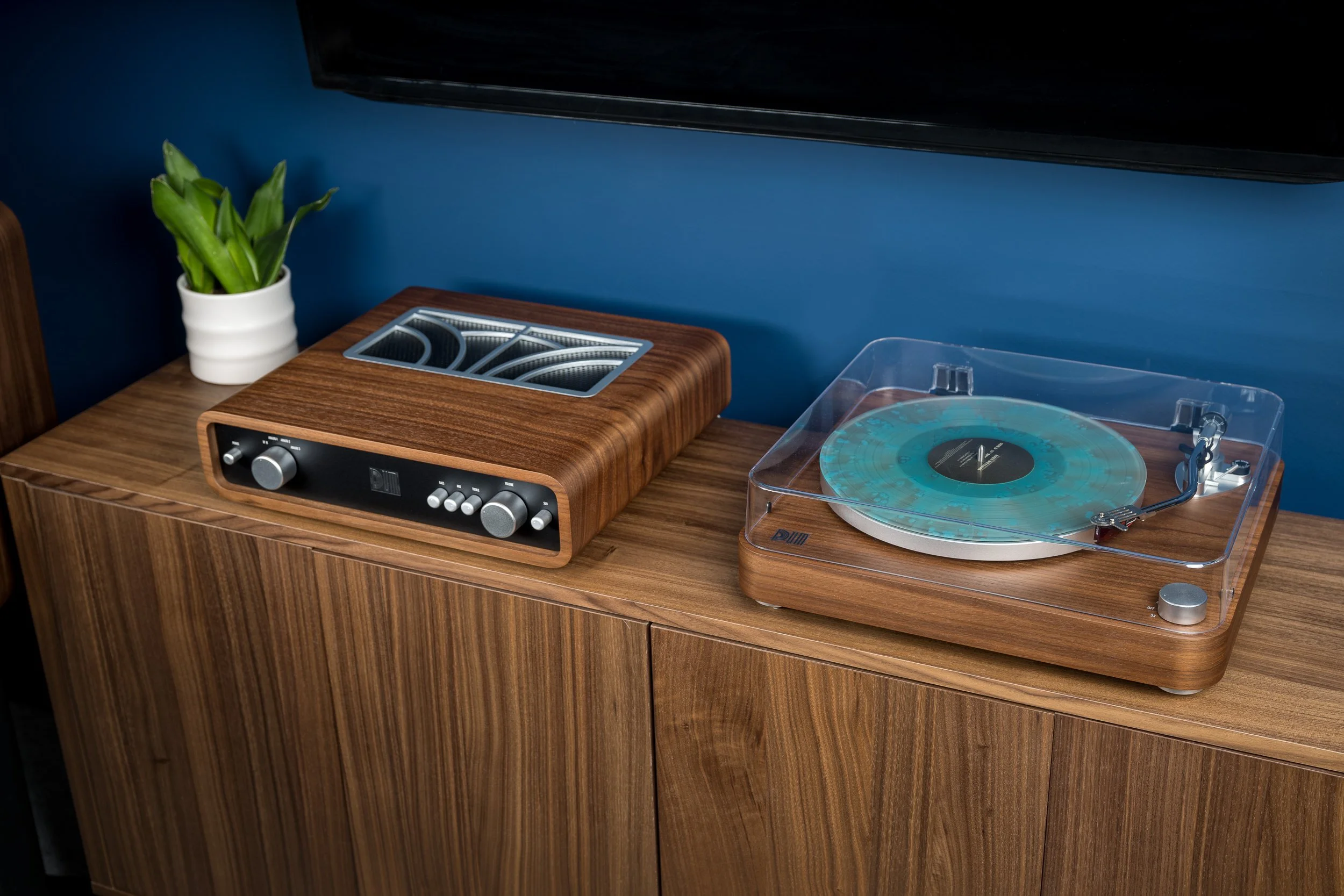 Dum Audio  (2).jpg