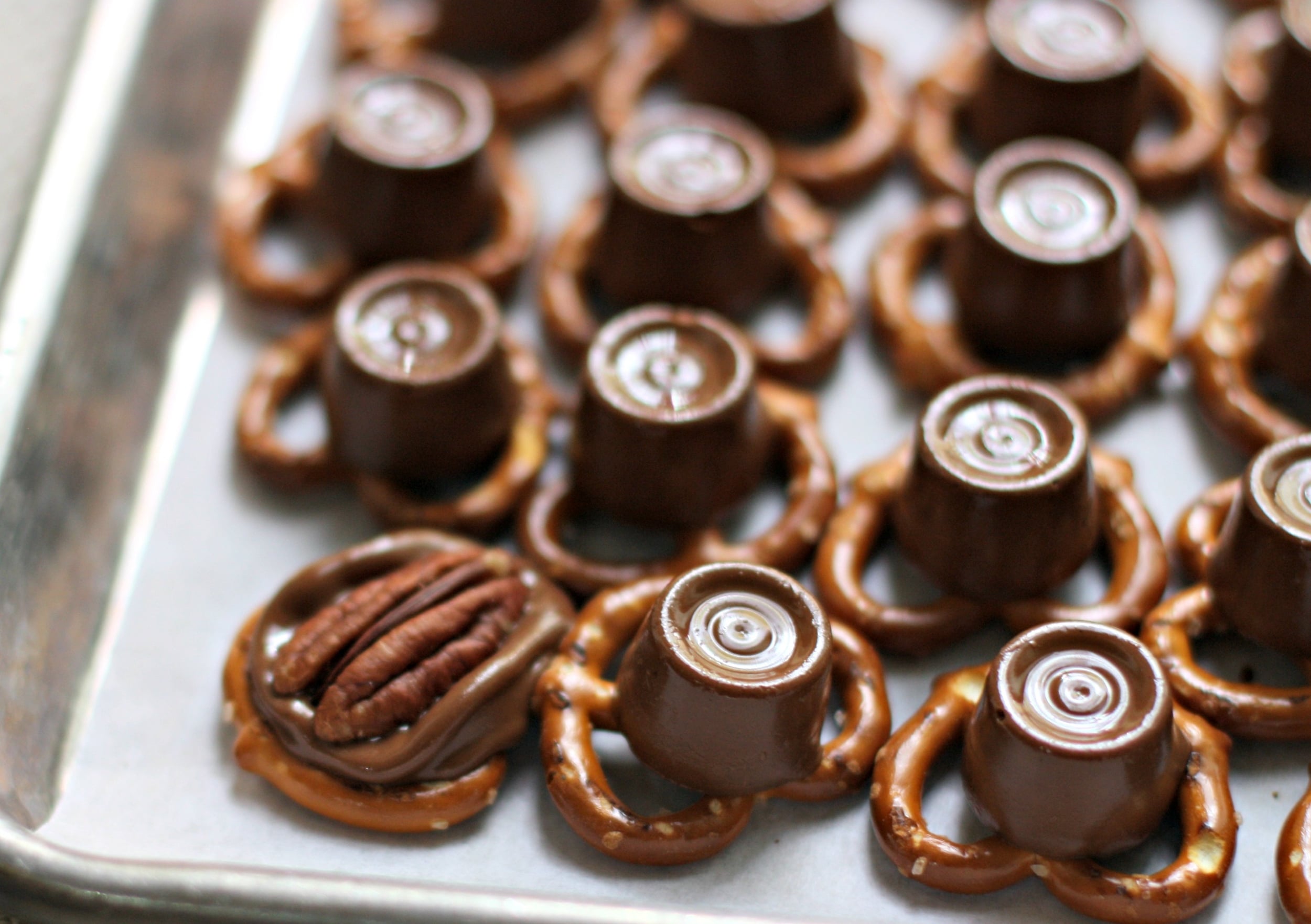 pecan topper2.jpg